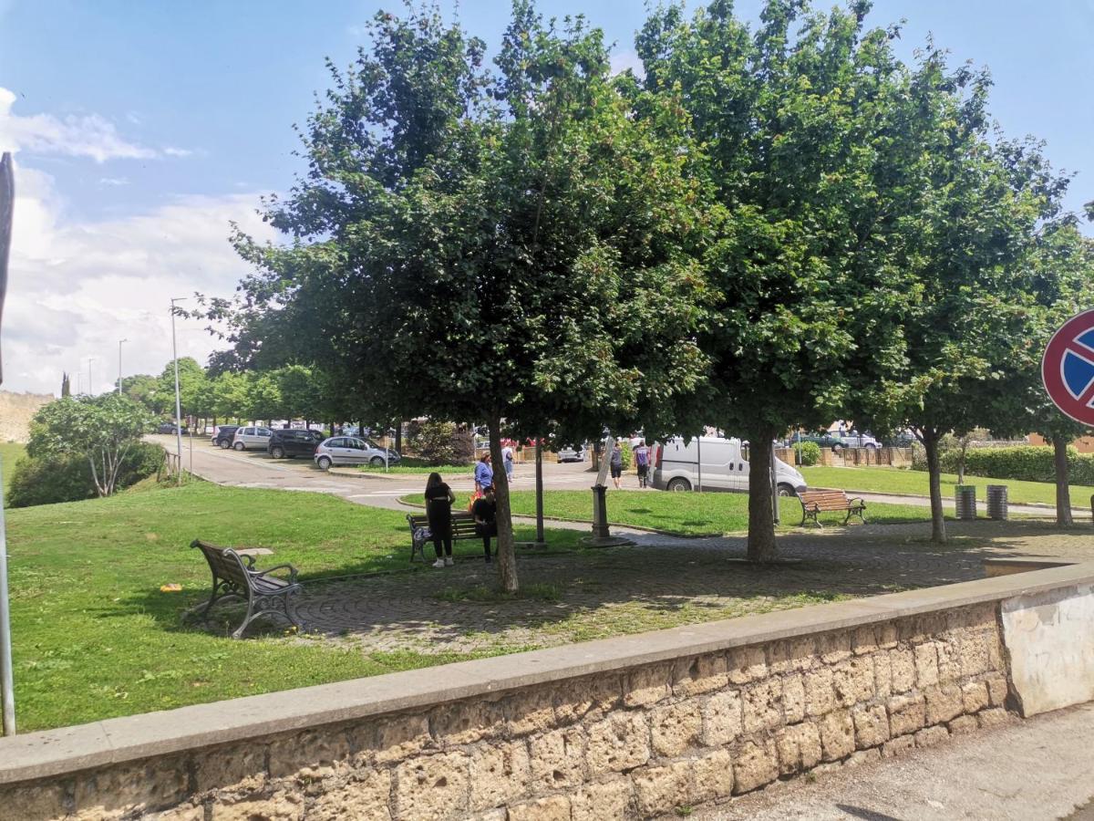 Casa Del Palazzo Del Marchese Apartman Tarquinia Kültér fotó